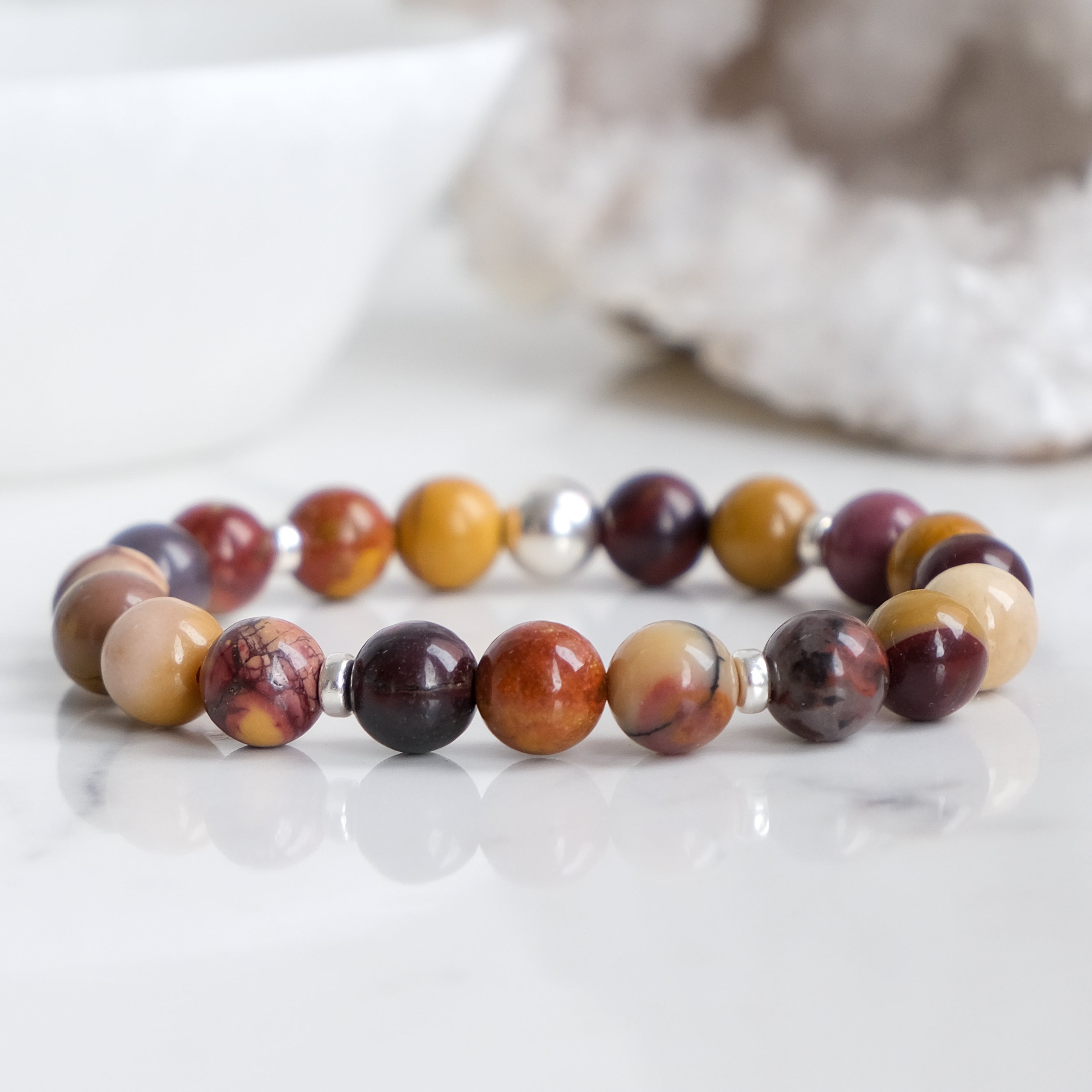 A Mookaite gemstone bracelet with 925 sterling silver accents