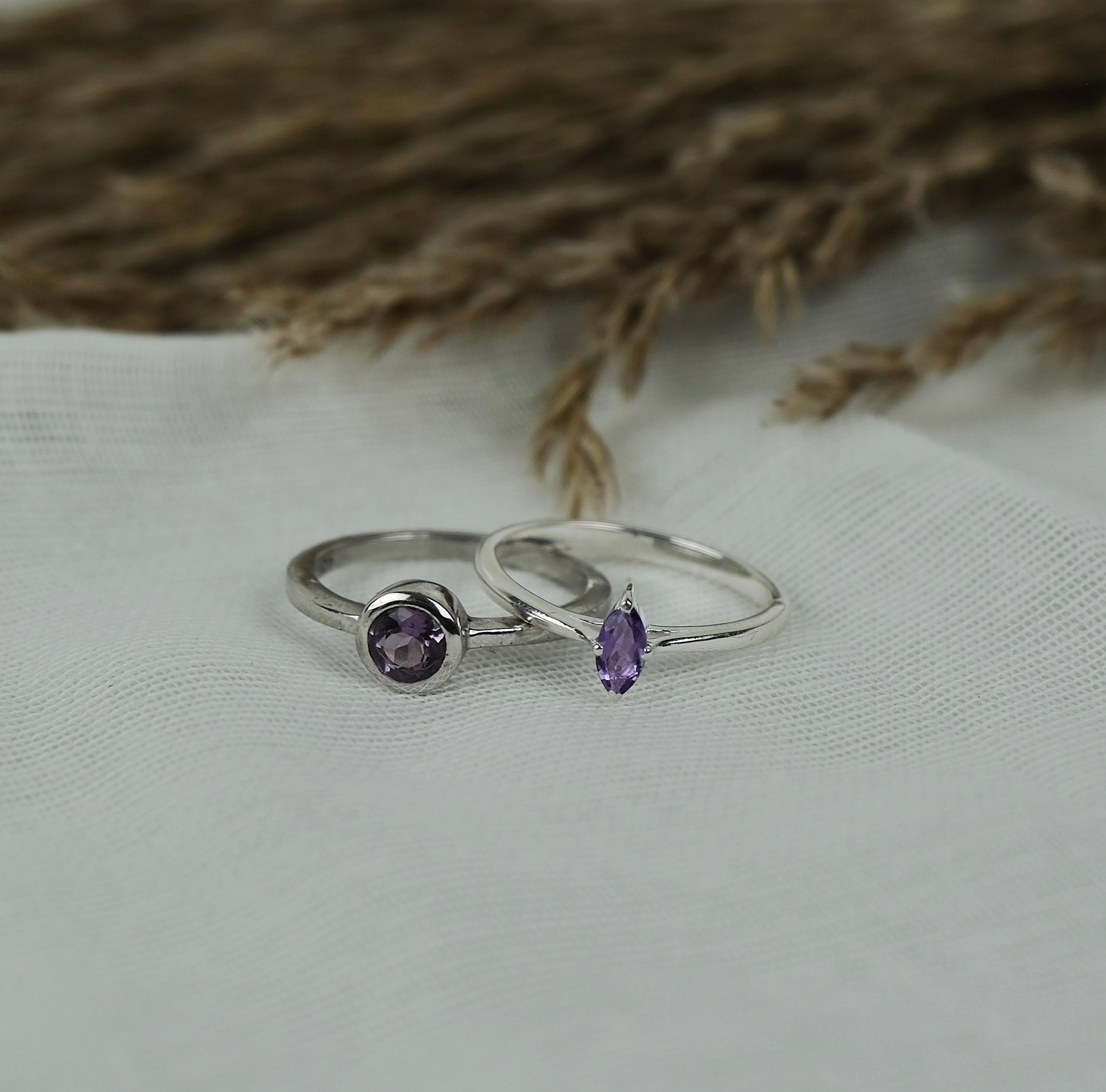 Small hot sale amethyst ring